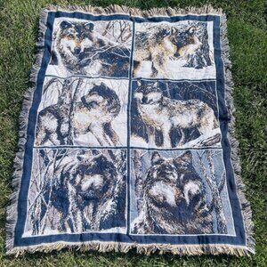 Vintage Crown Crafts Wolf Wolves Reversible Tapestry Blanket Throw 56"x44"